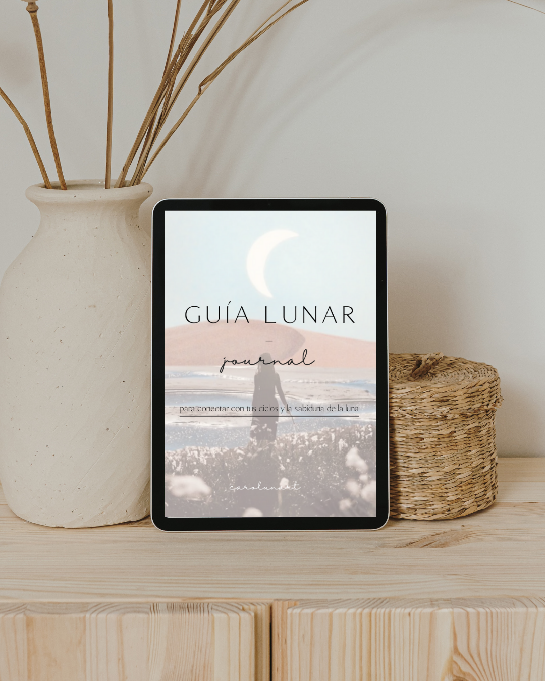 Mockup de la Guía Lunar + Journal de Registro Carolunart